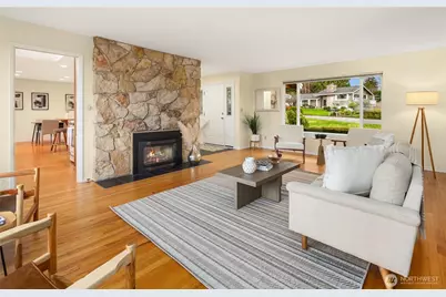 817 Puget Way, Edmonds, WA 98020 - Photo 8