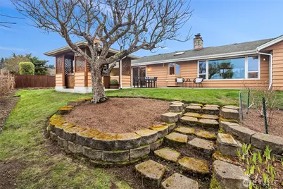 817 Puget Way, Edmonds, WA 98020 - Photo 28