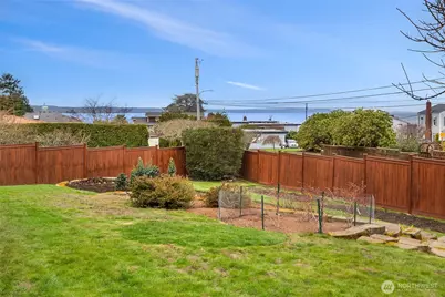 817 Puget Way, Edmonds, WA 98020 - Photo 30