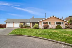 817 Puget Way, Edmonds, WA 98020 - Photo 32