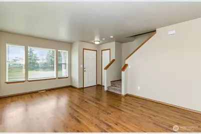2905 11th Street #A, Everett, WA 98201 - Photo 6