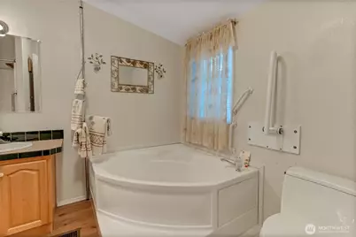 1472 Kitsap Lake Road NW, Bremerton, WA 98312 - Photo 16