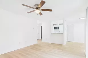 32142 46th Pl SW, Federal Way, WA 98023 - Photo 2