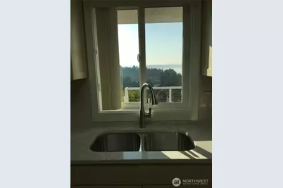 4618 Seahurst Avenue, Everett, WA 98203 - Photo 10