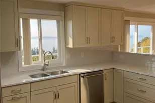 4618 Seahurst Ave, Everett, WA 98203 - Photo 12