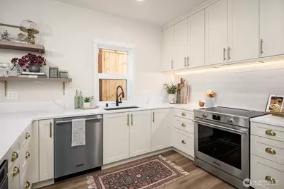 5028 35th Avenue NE, Seattle, WA 98105 - Photo 10