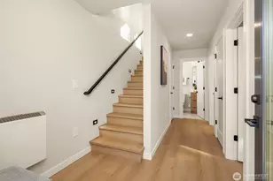 1151 NW 58th St, Seattle, WA 98107 - Photo 2