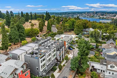 1535 Grandview Place E, Seattle, WA 98112 - Photo 32