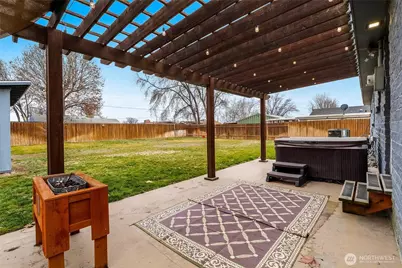717 S Locust Lane, Moses Lake, WA 98837 - Photo 32