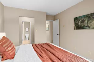 330 Grow Ave NW, Bainbridge Island, WA 98110 - Photo 16