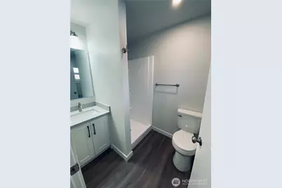 3405 Rockefeller Avenue #D, Everett, WA 98201 - Photo 12