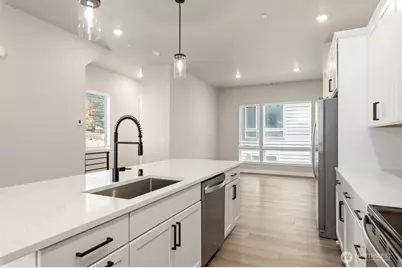 6609 S 128th Street, Seattle, WA 98178 - Photo 14