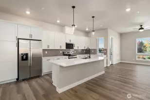 6609 S 128th St, Seattle, WA 98178 - Photo 6