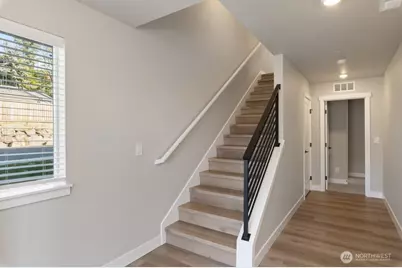 6609 S 128th Street, Seattle, WA 98178 - Photo 2