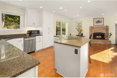 8504 199th Place SW, Edmonds, WA 98026 - Photo 14