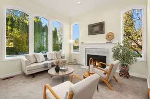 8504 199th Pl SW, Edmonds, WA 98026 - Photo 4