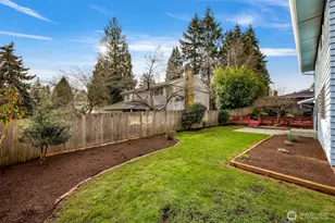 12943 SE 68th St, Bellevue, WA 98006 - Photo 34