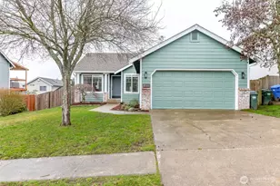 1613 197th St Ct E, Spanaway, WA 98387 - Photo 2