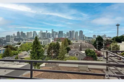 1312 6th Avenue N #9, Seattle, WA 98109 - Photo 2