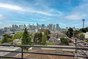 1312 6th Ave N, Seattle, WA 98109 - Photo 2