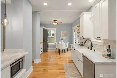 7506 16th Avenue NW, Seattle, WA 98117 - Photo 16