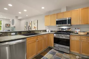 1000 Cabin Creek Ln SW, Issaquah, WA 98027 - Photo 6