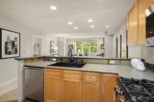 1000 Cabin Creek Ln SW, Issaquah, WA 98027 - Photo 8