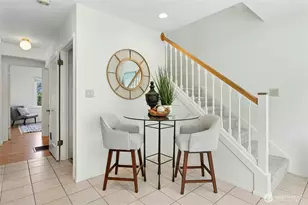 9710 8th Ave NE, Seattle, WA 98115 - Photo 16