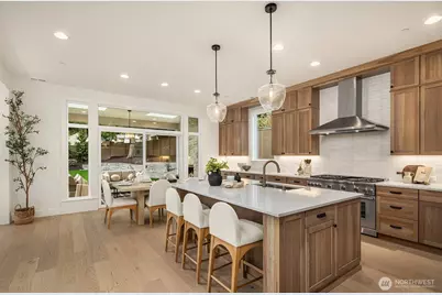 10468 NE 113th Place, Kirkland, WA 98033 - Photo 12