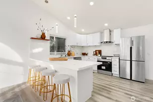 6922 128th Pl SE, Bellevue, WA 98006 - Photo 8