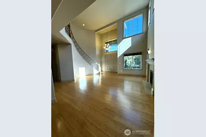 16121 Northup Way, Bellevue, WA 98008 - Photo 18