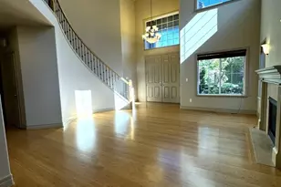 16121 Northup Way, Bellevue, WA 98008 - Photo 18