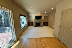 16121 Northup Way, Bellevue, WA 98008 - Photo 4