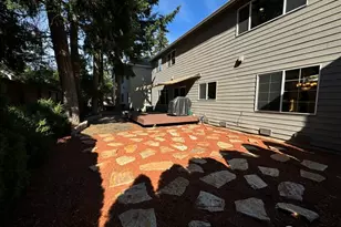 16121 Northup Way, Bellevue, WA 98008 - Photo 2