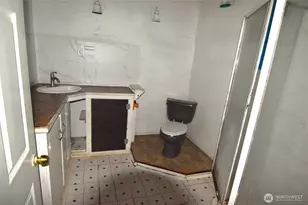 317 W King St, Aberdeen, WA 98520 - Photo 28