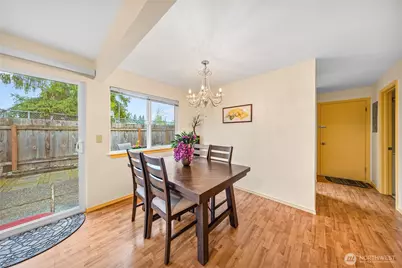 5713 122nd Place SE #165, Bellevue, WA 98006 - Photo 6