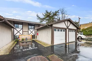 323 SW 112th St, Seattle, WA 98146 - Photo 2