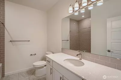 18418 136th Avenue E #138, Puyallup, WA 98374 - Photo 8