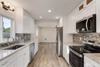 447 22nd Avenue, Longview, WA 98632 - Photo 6