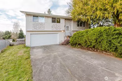 6844 NE Helena Court, Bremerton, WA 98311 - Photo 2