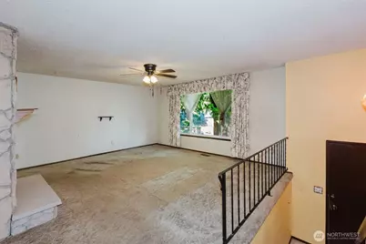 6844 NE Helena Court, Bremerton, WA 98311 - Photo 6