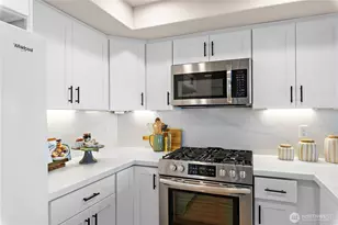 1300 Alki Ave SW, Seattle, WA 98116 - Photo 14