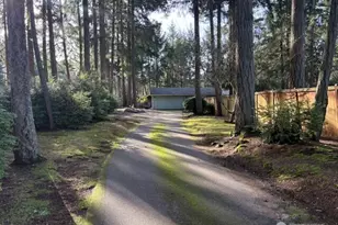 828 Island Blvd, Fox Island, WA 98333 - Photo 18