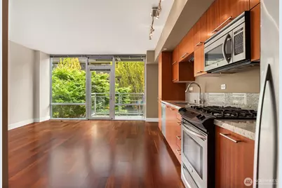 2911 2nd Avenue #310, Seattle, WA 98121 - Photo 12