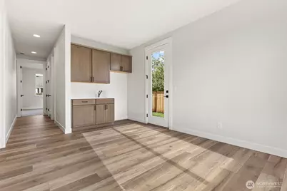 14324 14th Avenue Ct E, Tacoma, WA 98445 - Photo 8