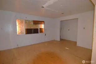 118 N F St, Aberdeen, WA 98520 - Photo 4