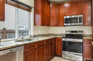 7615 198th St E, Spanaway, WA 98387 - Photo 16