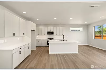 13931 178th Street E #39, Puyallup, WA 98374 - Photo 6