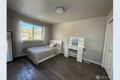 10019 2nd Street SE, Lake Stevens, WA 98258 - Photo 12