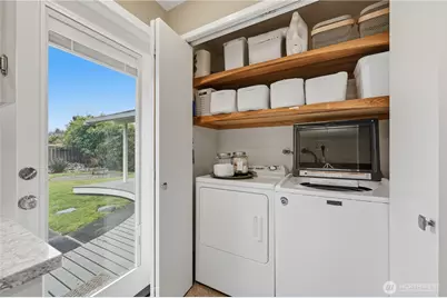 8031 Florida Dr, Everett, WA 98203 - Photo 14